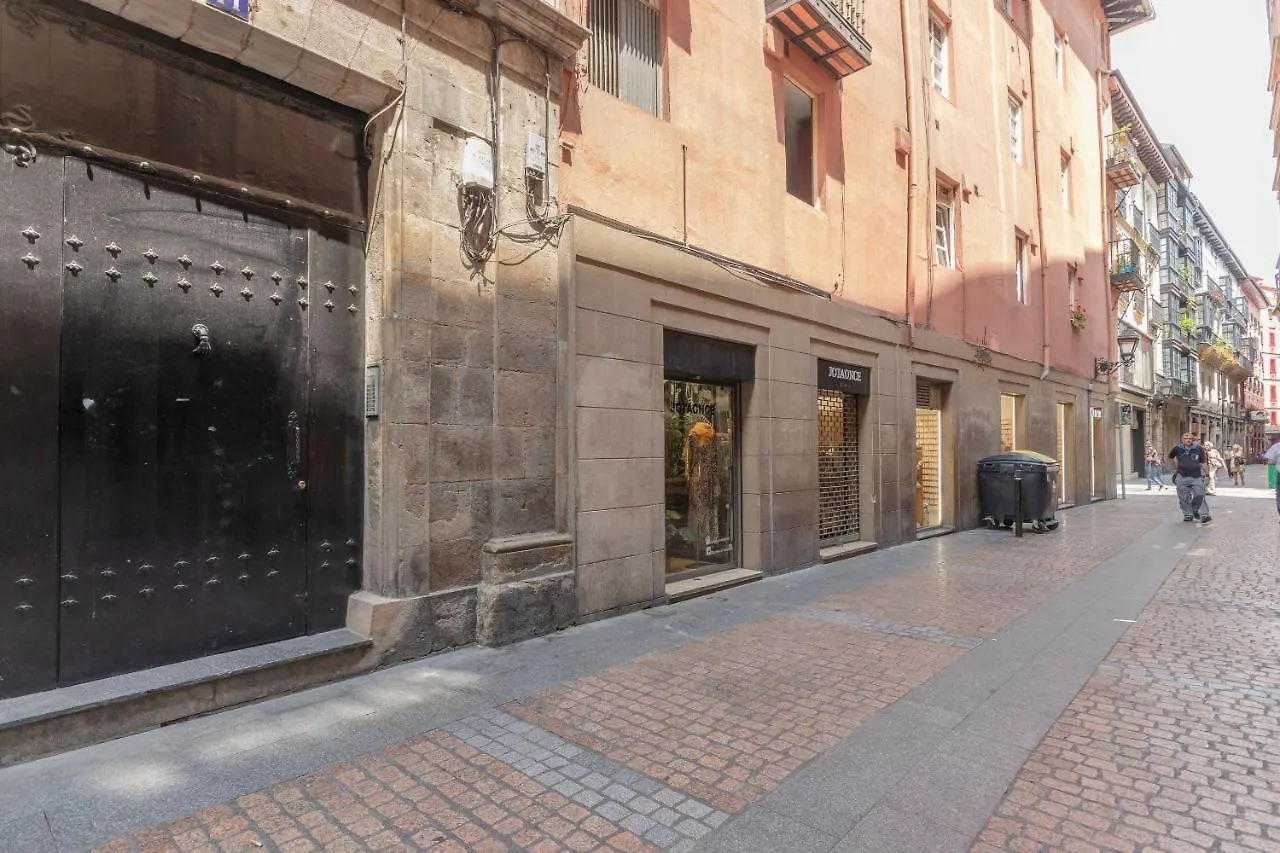 Pintxos Y Tradicion En Casco Viejo Apartment Bilbao